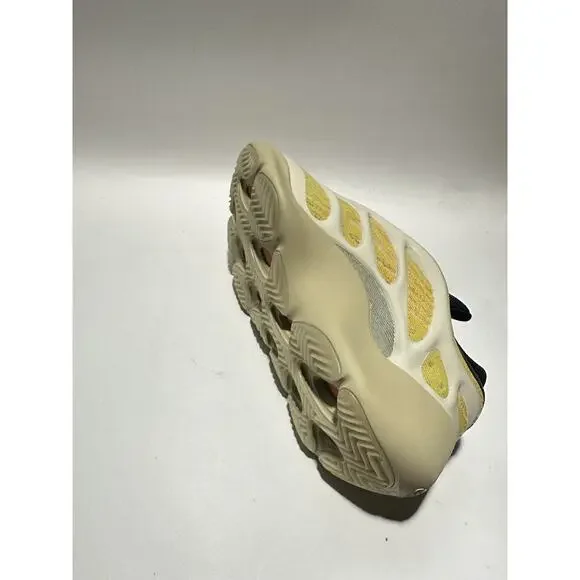 Adidas Yeezy 700 V3 'Safflower' - Sz 4.5 (G54853)